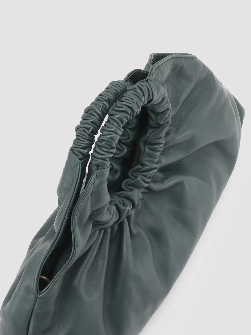 Fashion Officine Creative CIRCLE 14 - Leather Clutch Bag GREEN