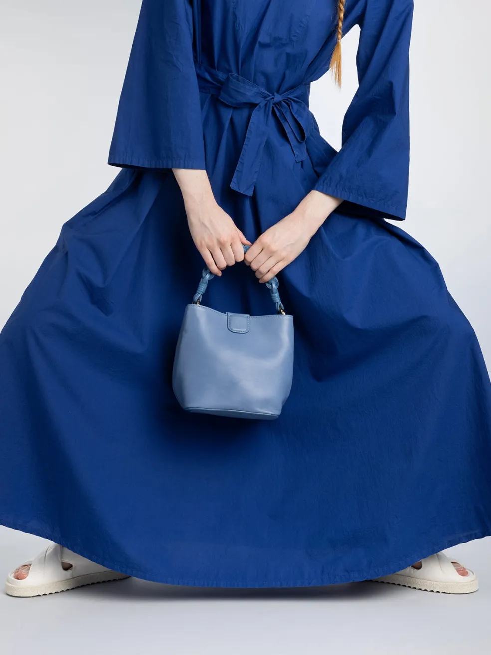 Best Officine Creative NOLITA WOVEN 227 - Leather Crossbody Bag BLUE