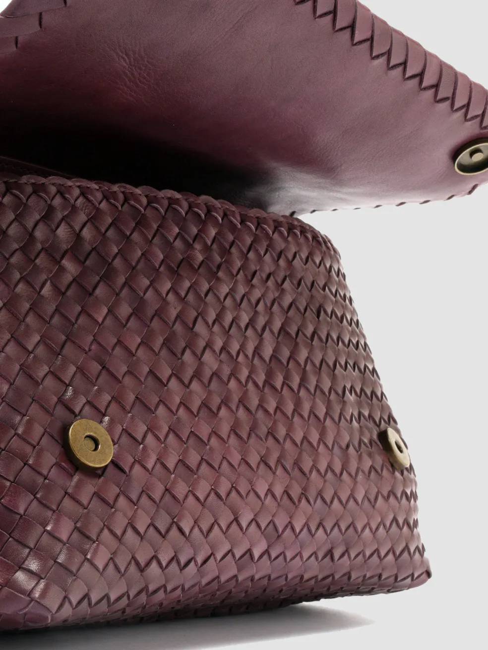 Shop Officine Creative OC CLASS 46 - Burgundy Leather Crossbody Bag WINE