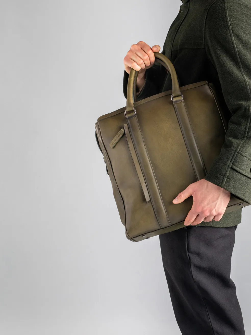 Clearance Officine Creative QUENTIN 02 - Green Leather Hand Bag DEPHTS