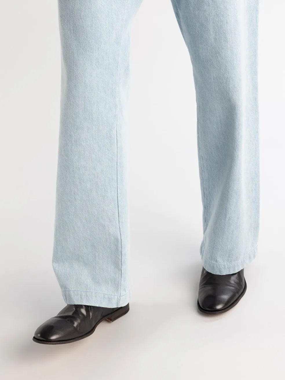 Shop Officine Creative SOLITUDE 004 - Leather Chelsea Boots BLACK